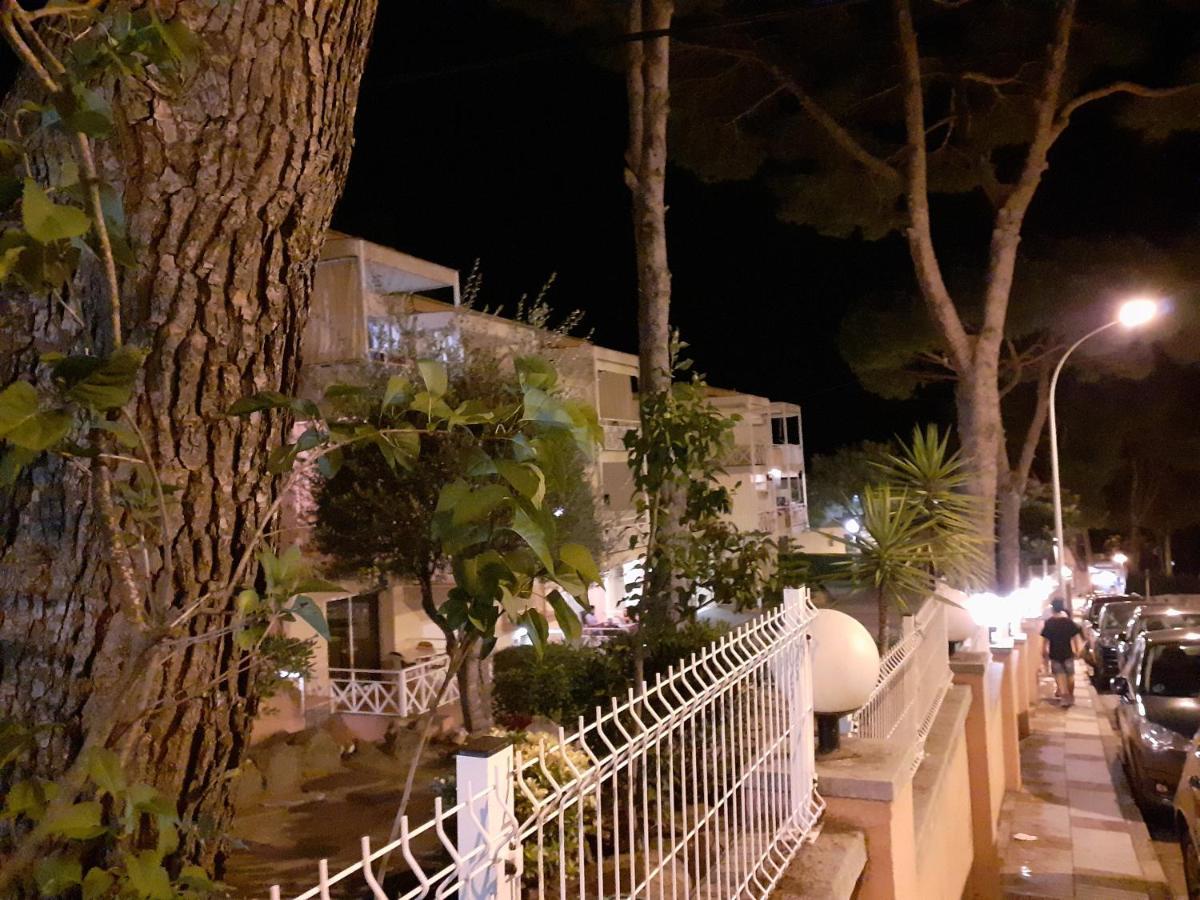 Апартаменти Cala Del Pi Платжа-д'Ару Екстер'єр фото